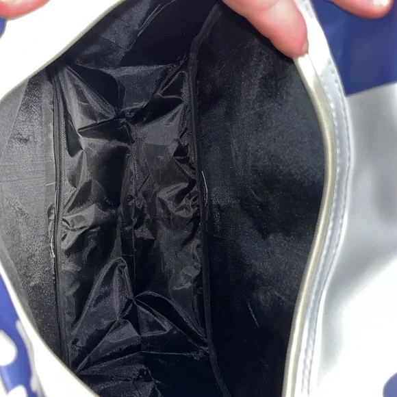 Hello Kitty Licensed Travel Tote Bag Large - Picture 4 of 8